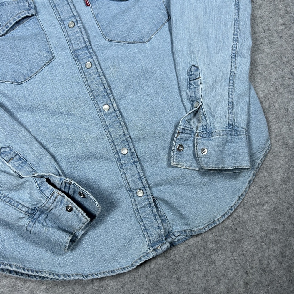 Vintage Levi's Button Down Shirt Womens Small Light Blue Y2K Denim Western Snap - Picture 4 of 13